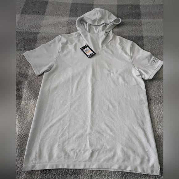 Under Armour Other - Under Armour Steph Curry Men Small Runnnng Short Sleeve Hoody 042025